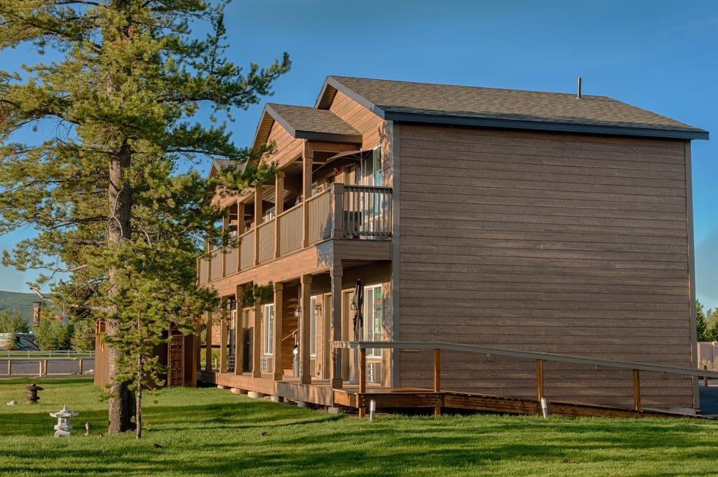 Tao'S Inn Запад Йеллоустон Экстерьер фото